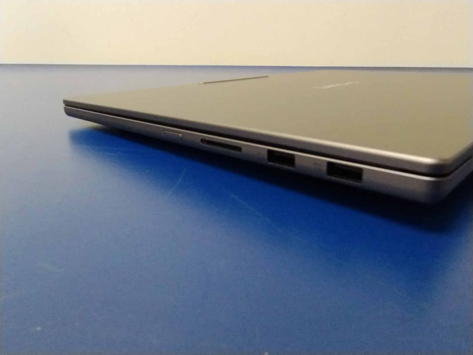 Lenovo IdeaPad Pro 5 16IAH10, Intel Core Ultra 9 285H, 32 GB RAM, 1 TB NVMe SSD