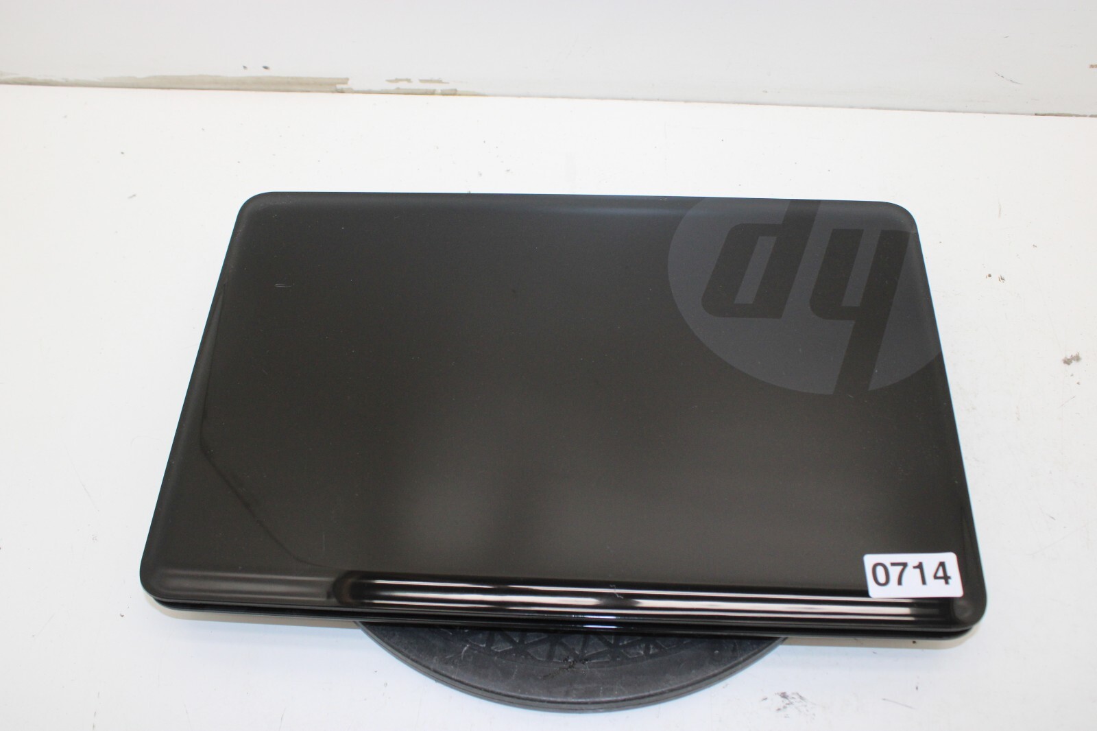 HP 2000-2D27CL Laptop AMD A6-5200 Quad Core 4GB Ram 128GB SSD No OS or Battery
