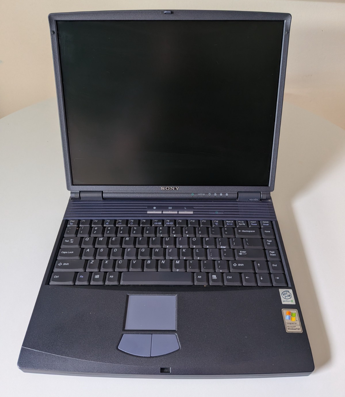 Sony VAIO PCG-FX370 Laptop, 256MB RAM, 20GB HD, Sony Power Supply, PC Card Wifi