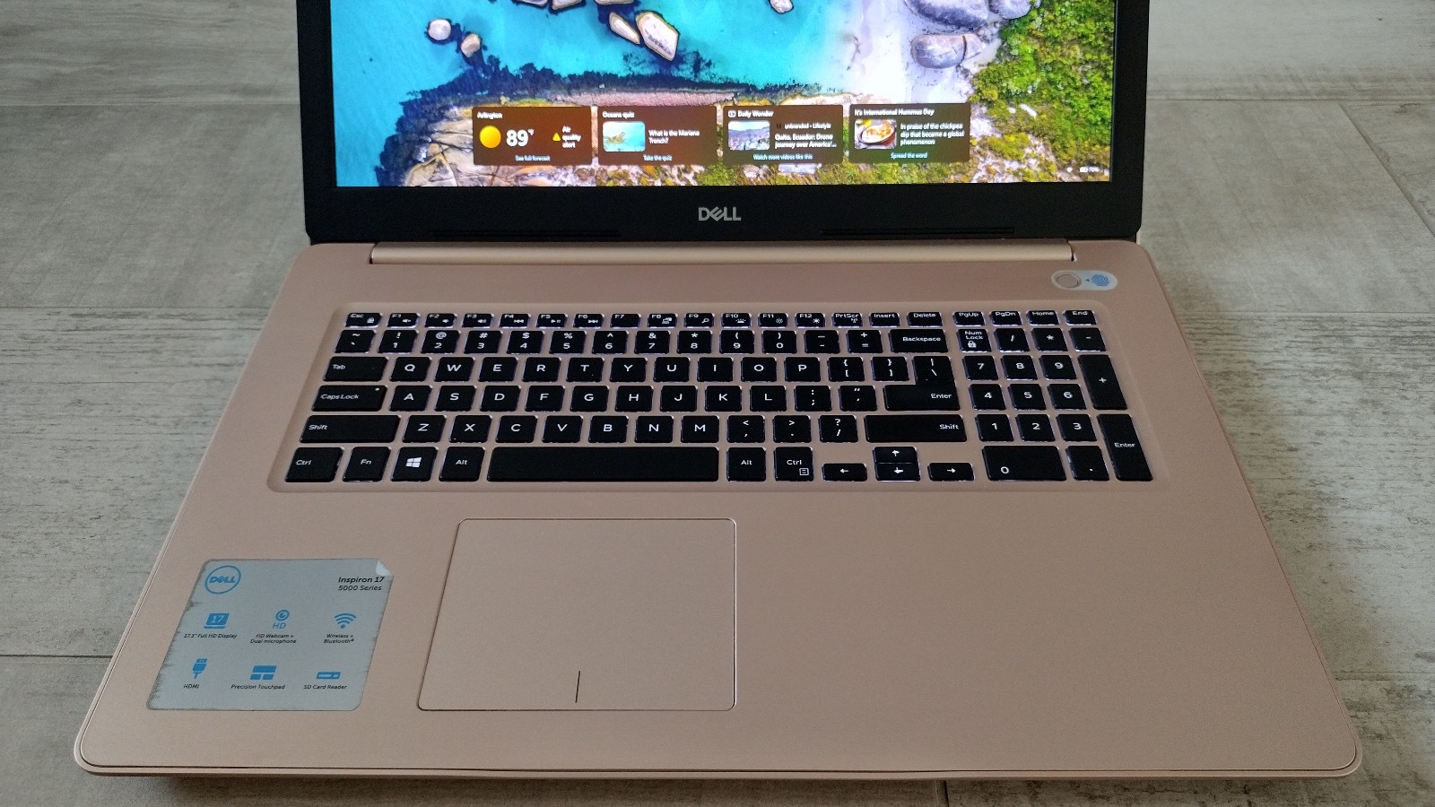 Gaming! Dell Inspiron 5770 FHD 17.3″ Laptop i7-8550 16GB 256GB DVD R/W RADEON