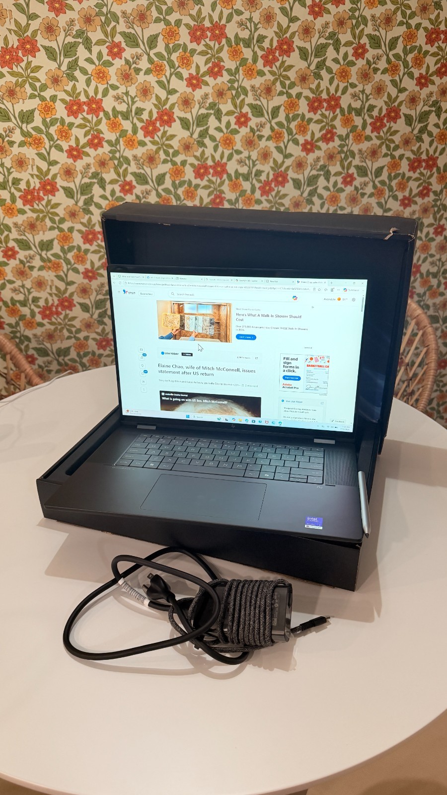 HP OmniBook X Flip 2-in-1 Laptop Next Gen AI 16t-as00, 16″ Touchscreen with pen