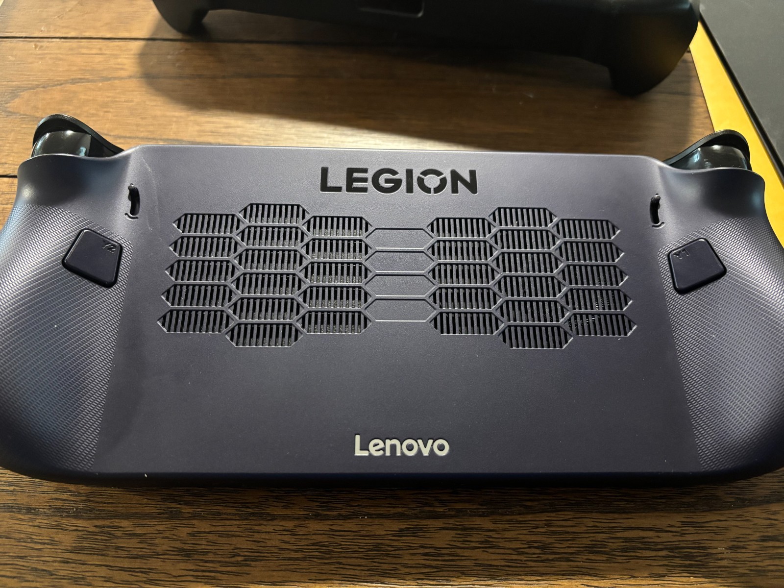 Lenovo Legion Go S Z1 Extreme 32GB RAM SteamOS Handheld Gaming PC