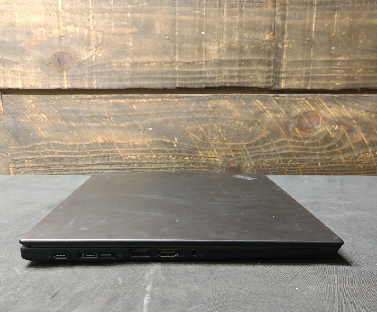 Lenovo ThinkPad T495s AMD Ryzen 5 pro 3500U 8GB 256GB Radeon vega 8