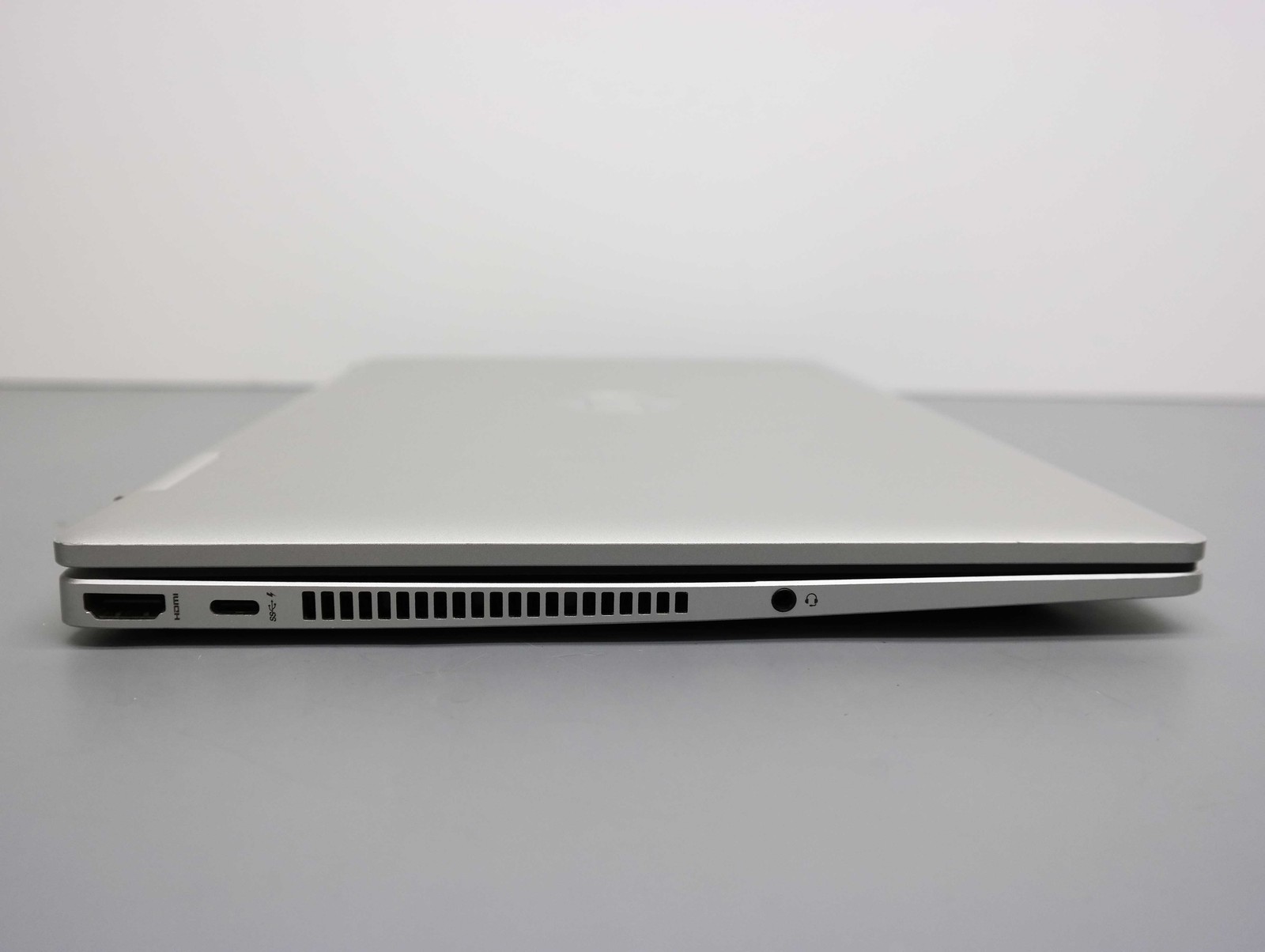 HP Pavilion x360 14-ek0033dx 14″ Core i5-1235U 8GB 512GB SSD
