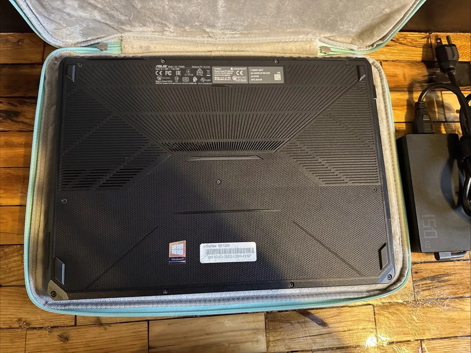 Asus FX505DT-EB73 TUF Laptop 15.6″ Ryzen 7 8GB RAM 512GB SSD GeForce GTX 1650 PC