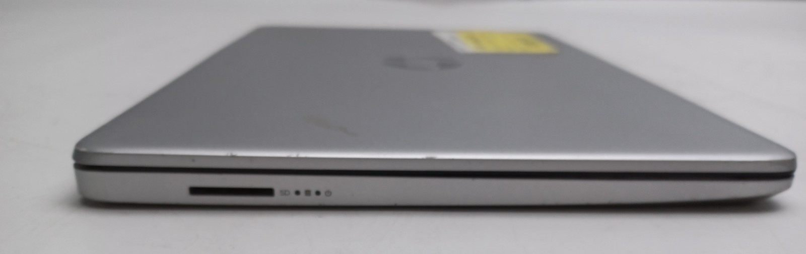 HP Laptop 14-dq2053cl i3-1125g4 NO RAM NO SSD NO OS NO BAT for parts/repair