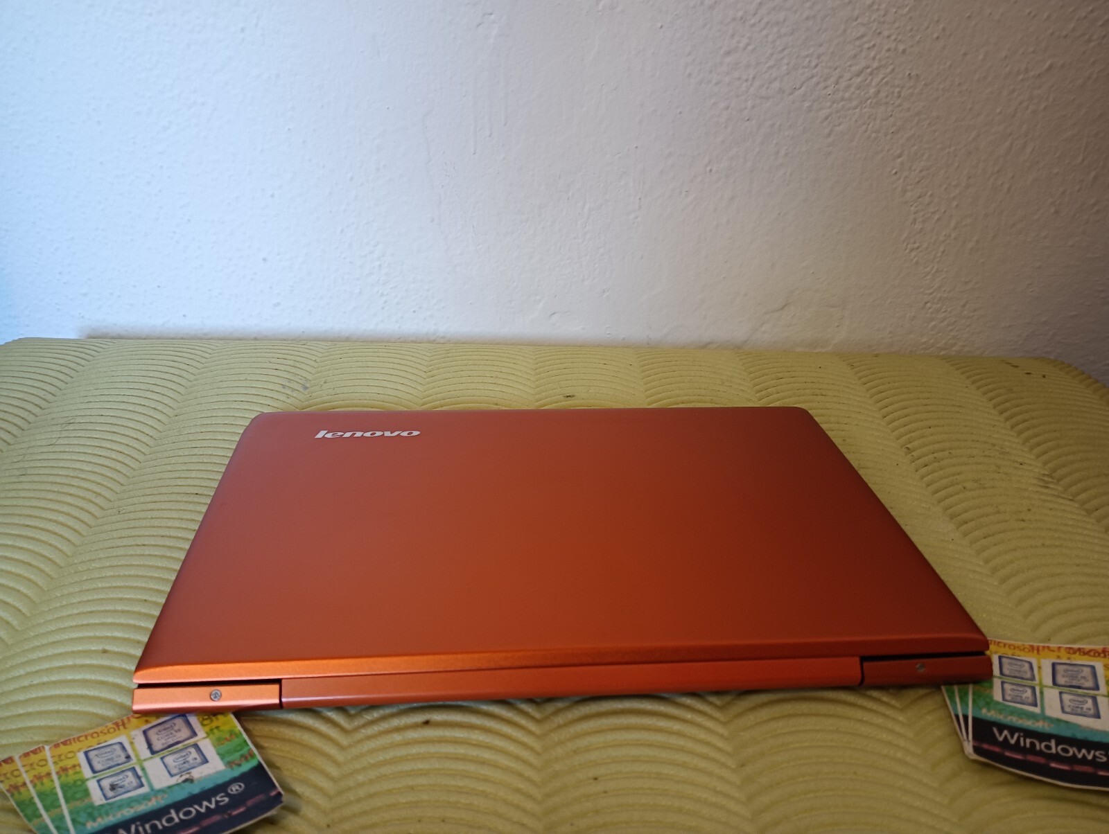 LENOVO IDEAPAD U330p 13.3″ 128gb m2 8GB I5-4210U WINDOWS 11 KEYS ILLUMINATED