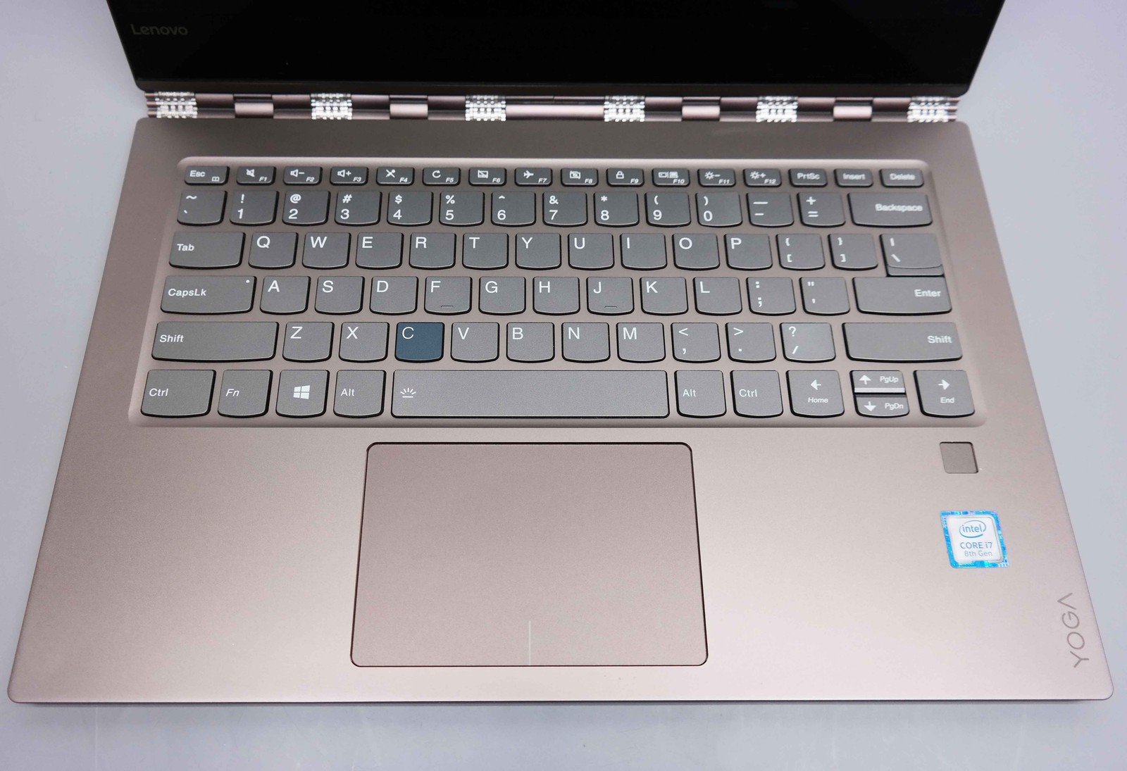 Lenovo Yoga 920 13.9″ i7-8550U 8GB 256GB Bronze READ