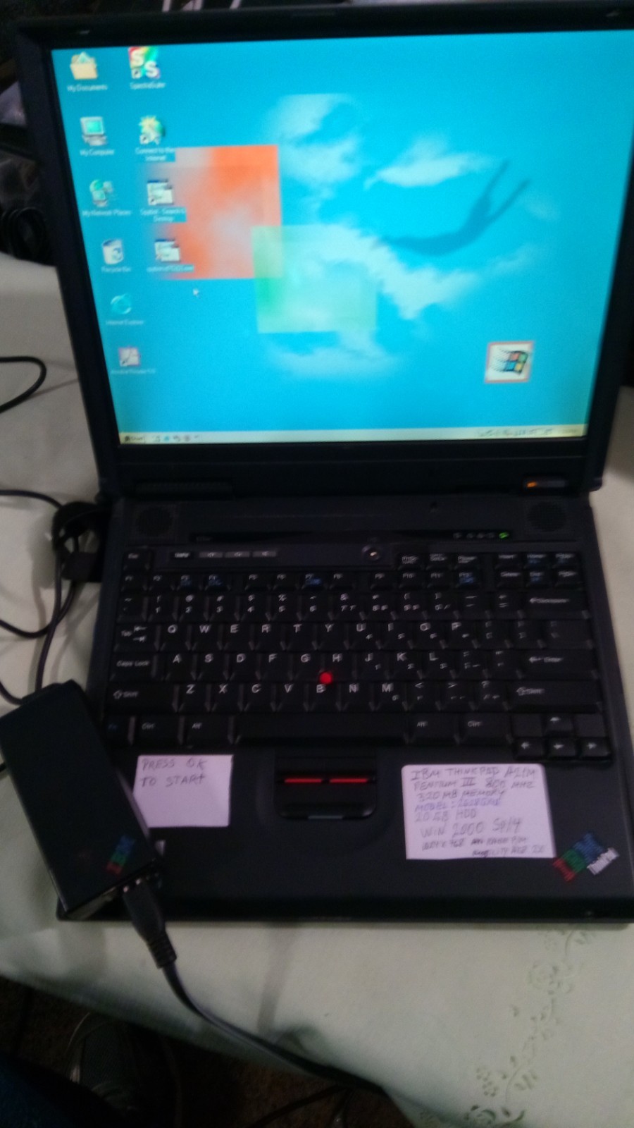 IBM THINKPAD A21m P/III 800MHZ 320RAM 20GBHDD WIN2000 SP/4 W/PROGRAMS NATIONAL I