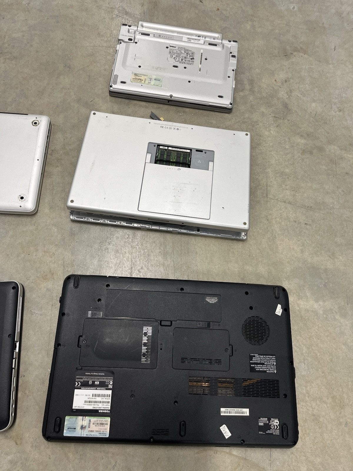Lot of 5 Mixed Brand Laptops | Apple, Toshiba, Dell | Read Description