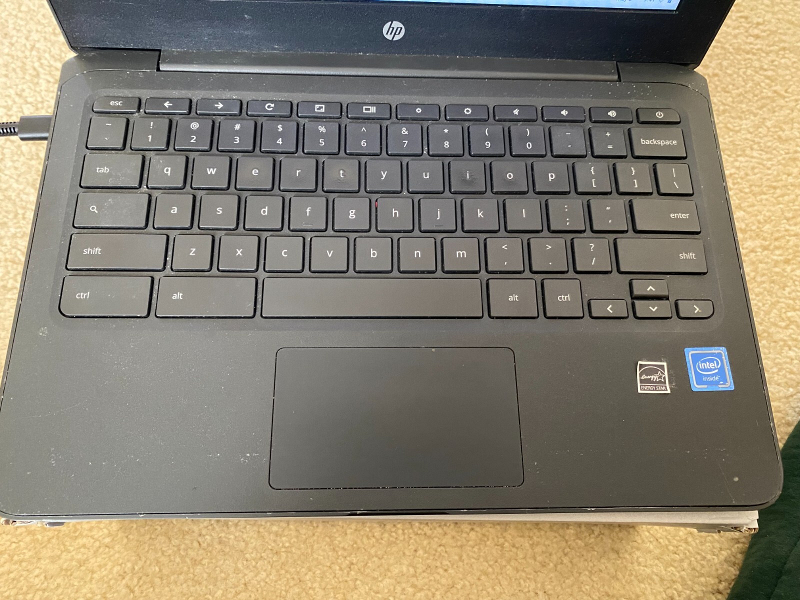 Used Hp Chromebook in good condition, charger included