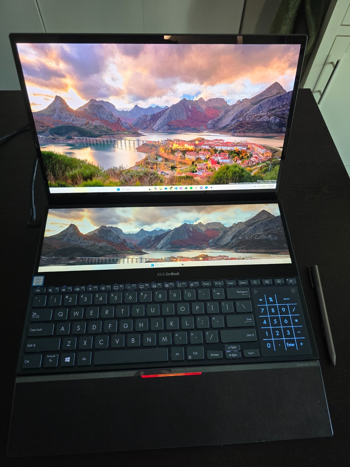 ASUS ZenBook Pro Duo UX581GV — Dual 4K Touch Screen | RTX 2060 | i7-9750H | 16GB
