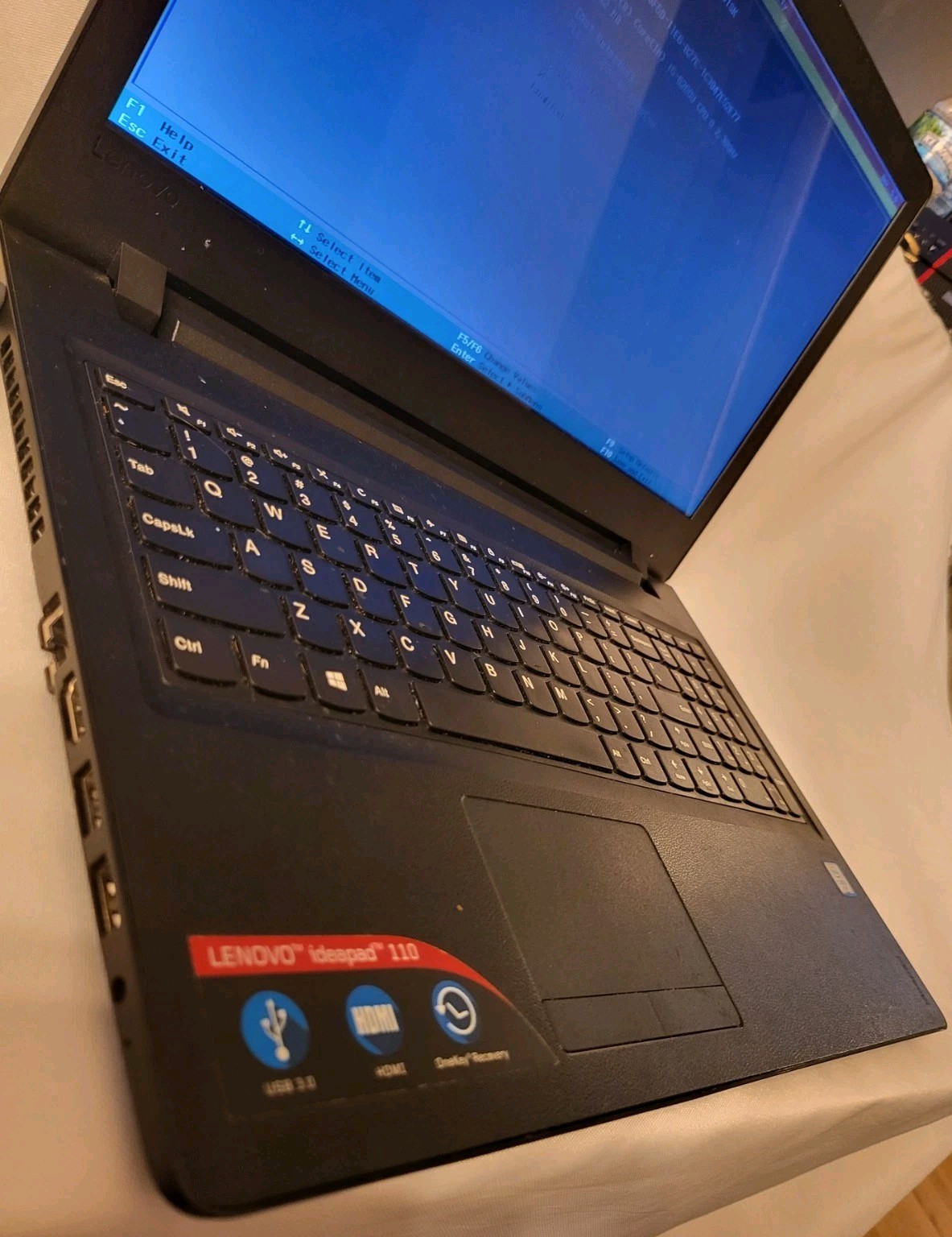 Lenovo IdeaPad 110-15ISK | Intel i5-6200U 2.30GHz | 8GB RAM | NO HDD/SSD 040404