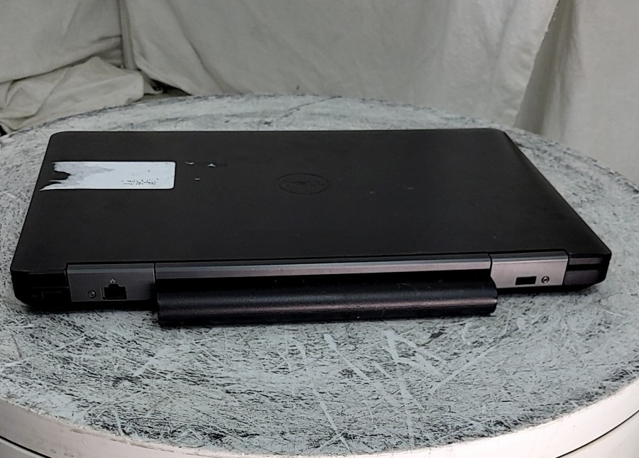 DELL LATITUDE E5540 Laptop INTEL CORE I7-4600U 8GB 500GB