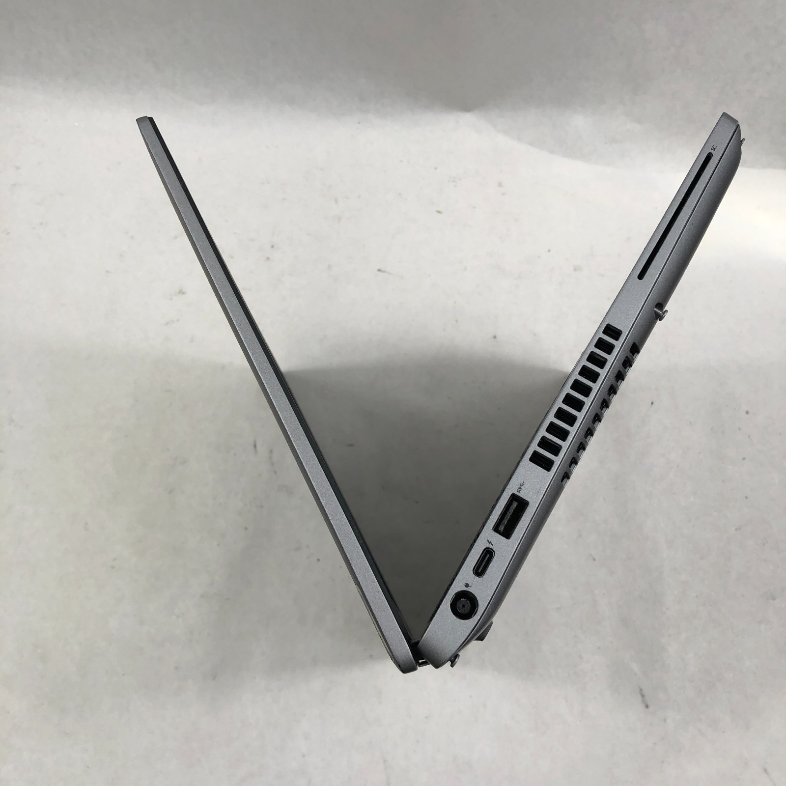 Dell Latitude 5411 14″ Laptop Intel Core i5-10400H @ 2.60 16GB RAM No SSD
