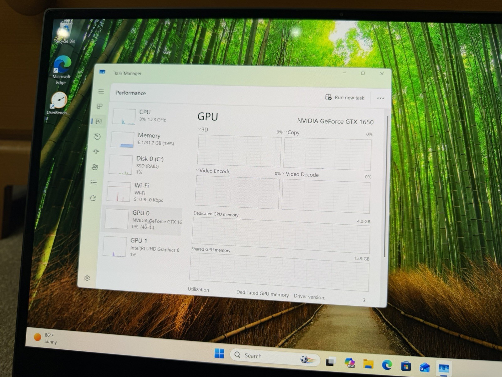Dell XPS 7590 15.6″ – i7-9750H – 32GB RAM- GTX 1650 – 1TB SSD