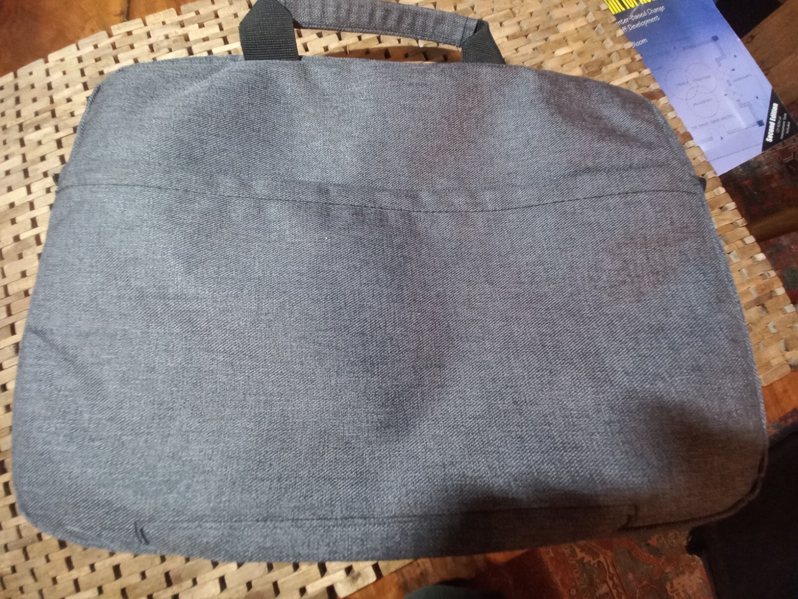 HP EliteBook Folio 1040 G2 i7-5600U 2.6GHz No Ram/HDD No Power As Is For Parts