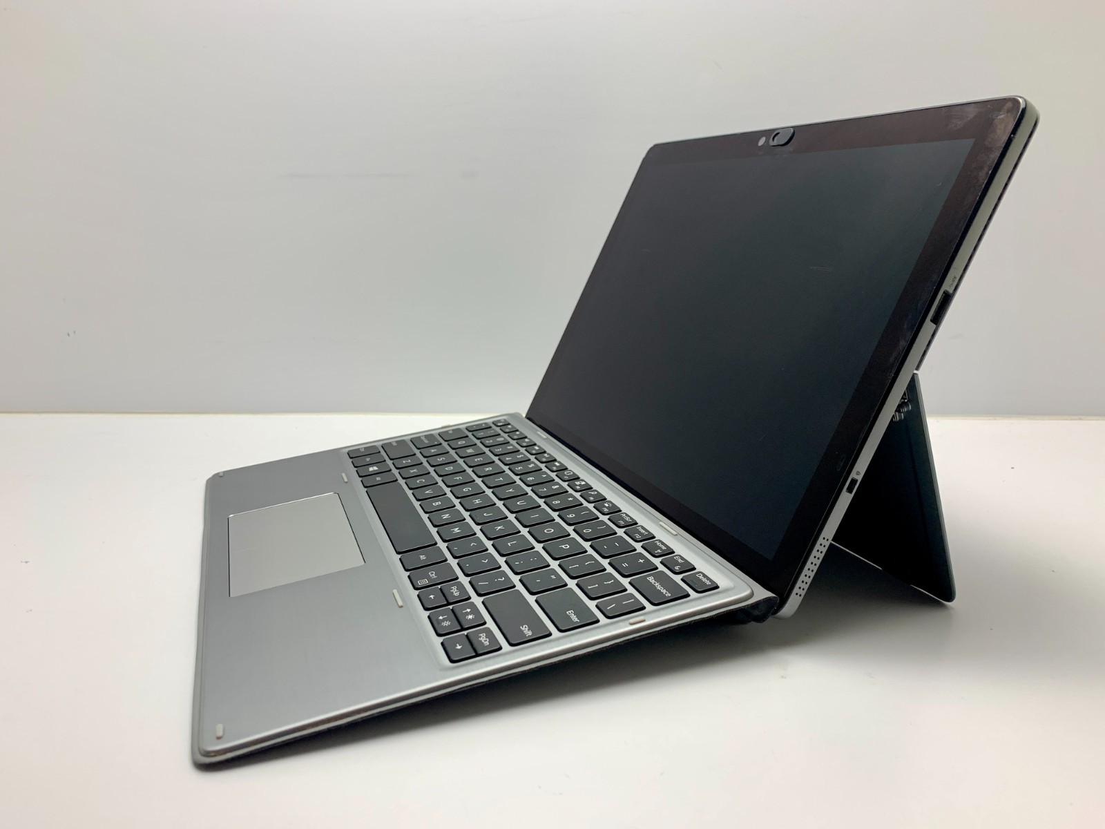 Dell Latitude 7200 2-in-1 | i5-8365U | 8GB RAM | 256GB NVMe | LINUX | COMPUTRAC