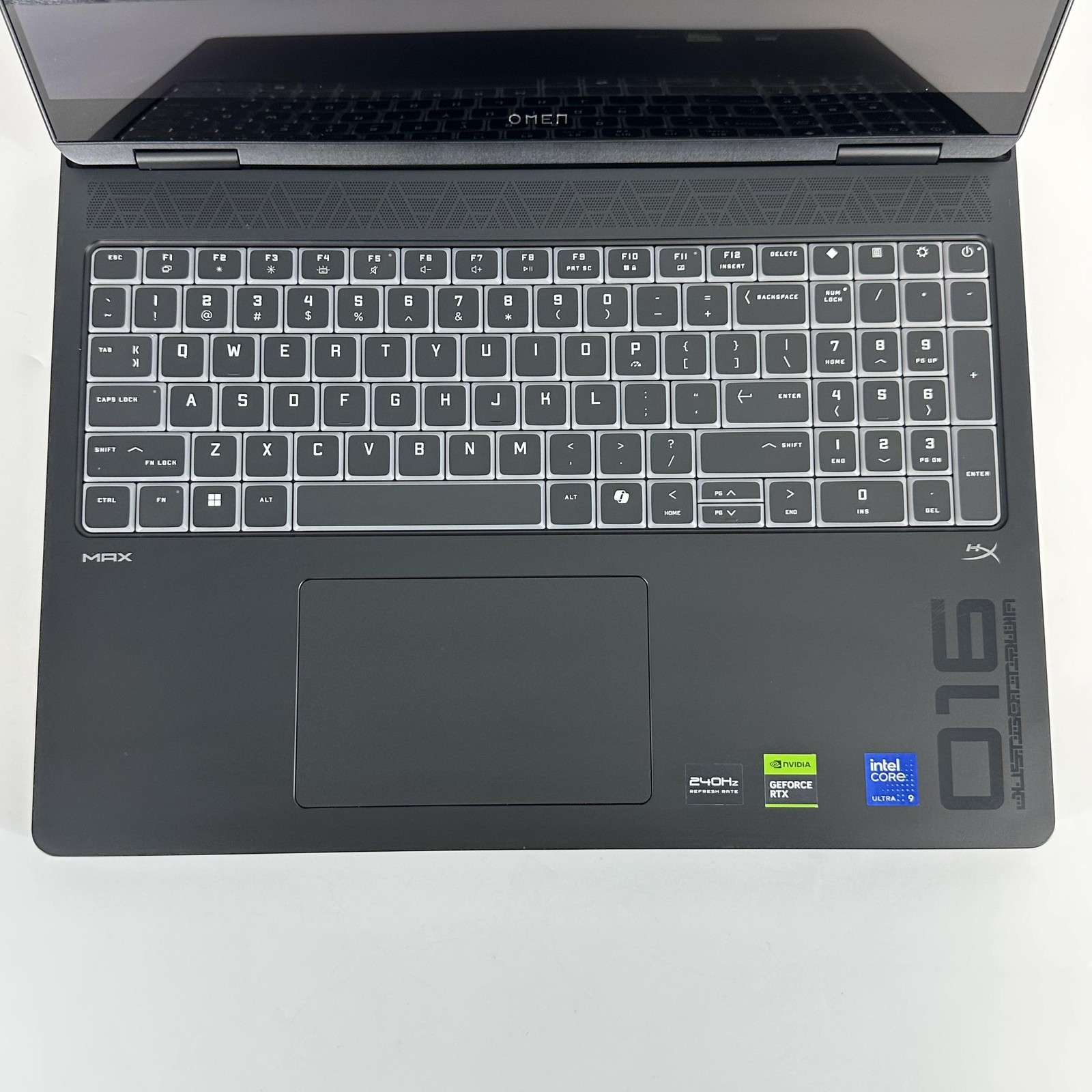 HP Omen Max 16 Black QHD+ 2.7 GHz Ultra 9 275HX 32GB 2TB SSD RTX 5080 Excellent
