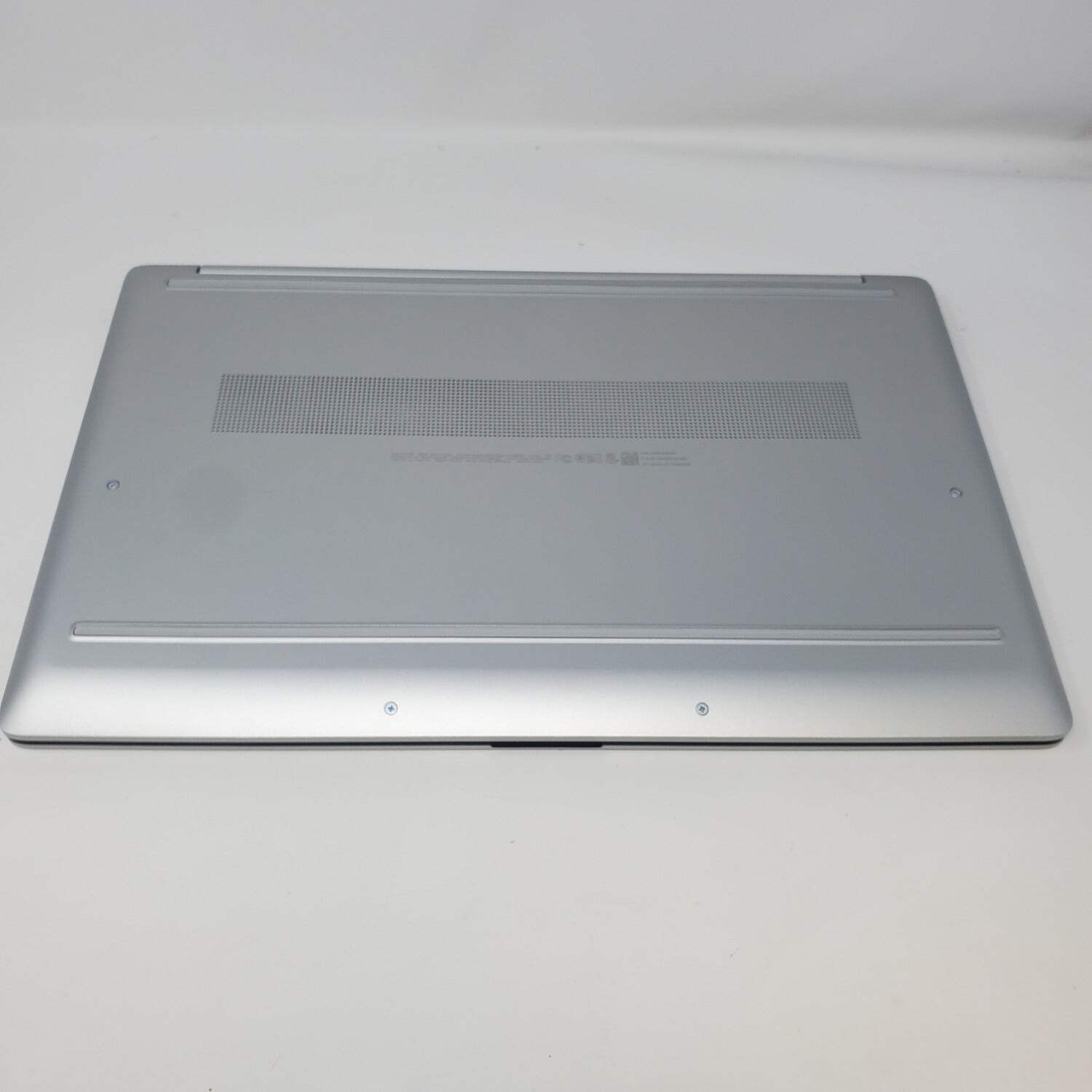 HP Laptop 17-CN3327DX 17.3″ i7-1355U 1.7GHz 16GB RAM 1TB SSD