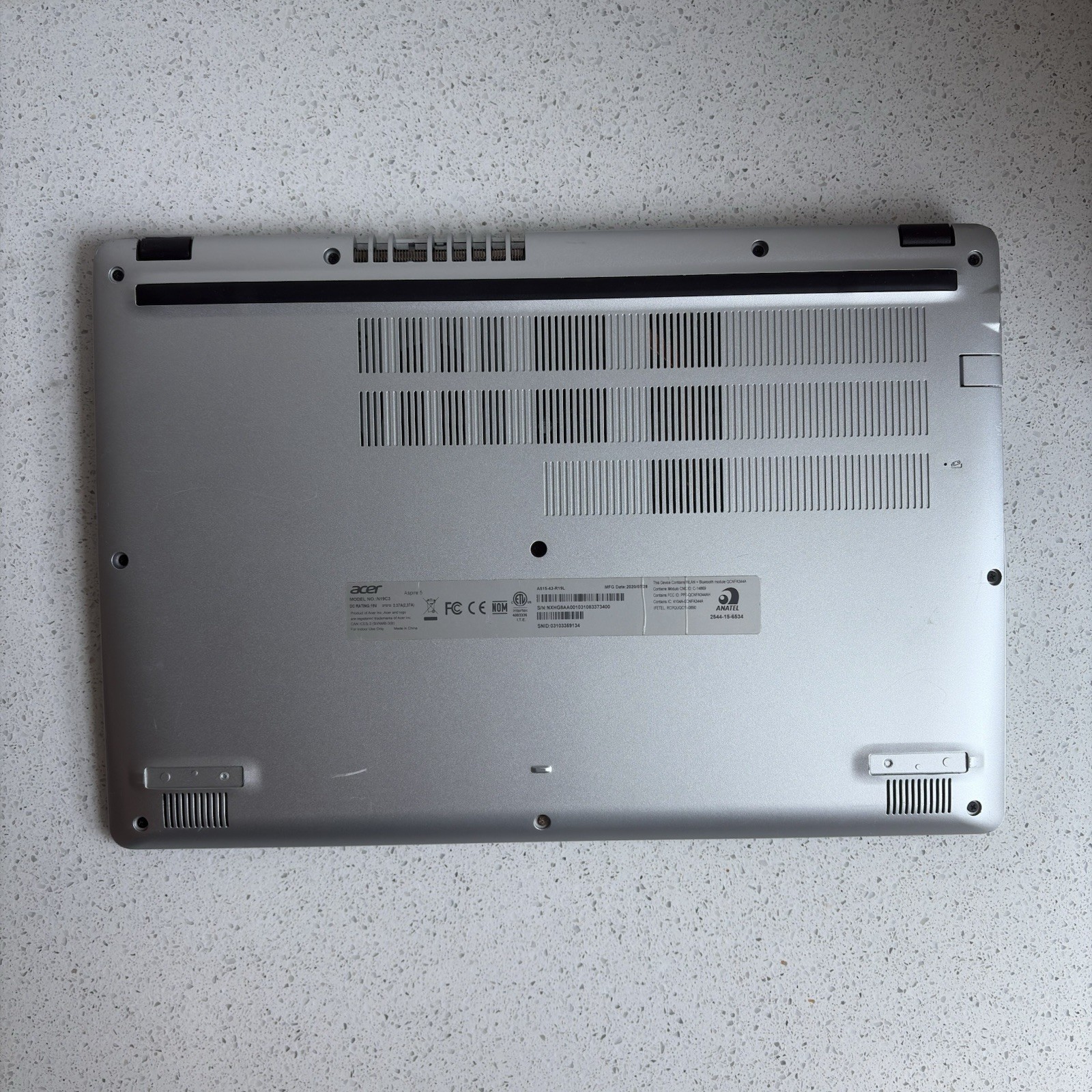 Acer Aspire 5 A515-43-R19L 15.6″ Laptop – NO CHARGER UNTESTED For Parts/Repair