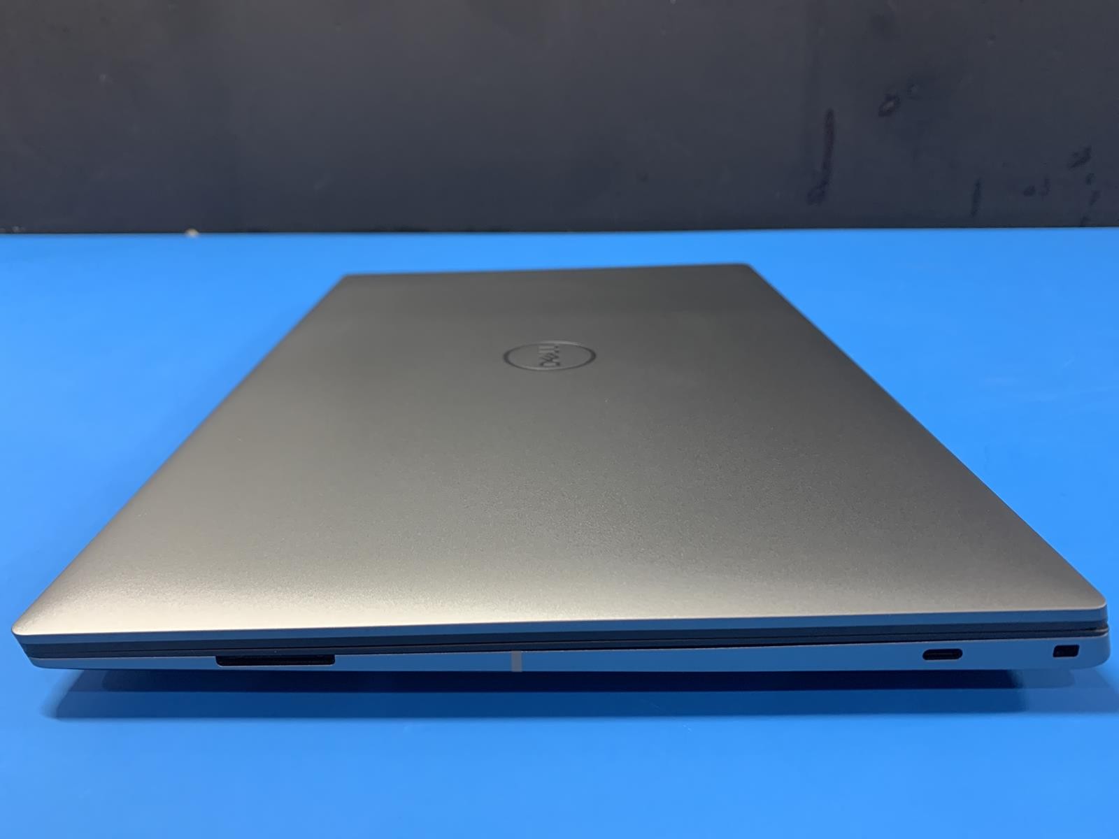 Dell Precision 5690 16″ Ultra 7 165H 3.07GHz 32GB LPDDR5 Intel Arc NO HDD NO OS