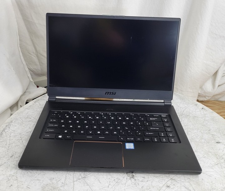 MSI GS65 Stealth Thin MS-16Q2 Laptop Core I7-8750H 32GB 1TB SEE NOTES