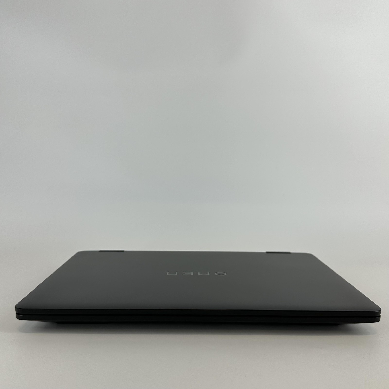 HP Omen 16 FHD+ 2.4GHz Ryzen 9 8940HX 32GB 1TB SSD NVIDIA RTX 5060 CAMERA DEBRIS