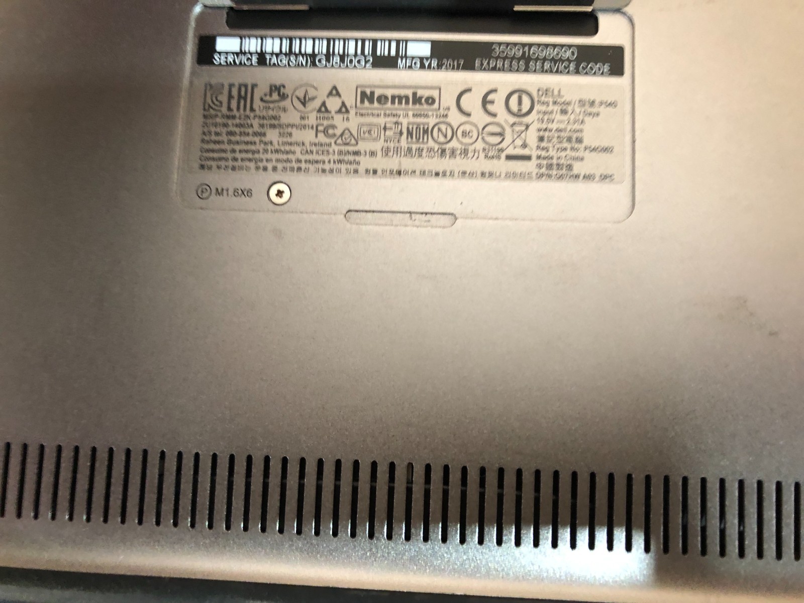 Dell XPS 13 9360 – i7-7560U – 16GB Ram – 512GB SSD – PARTS – SCREEN ISSUES