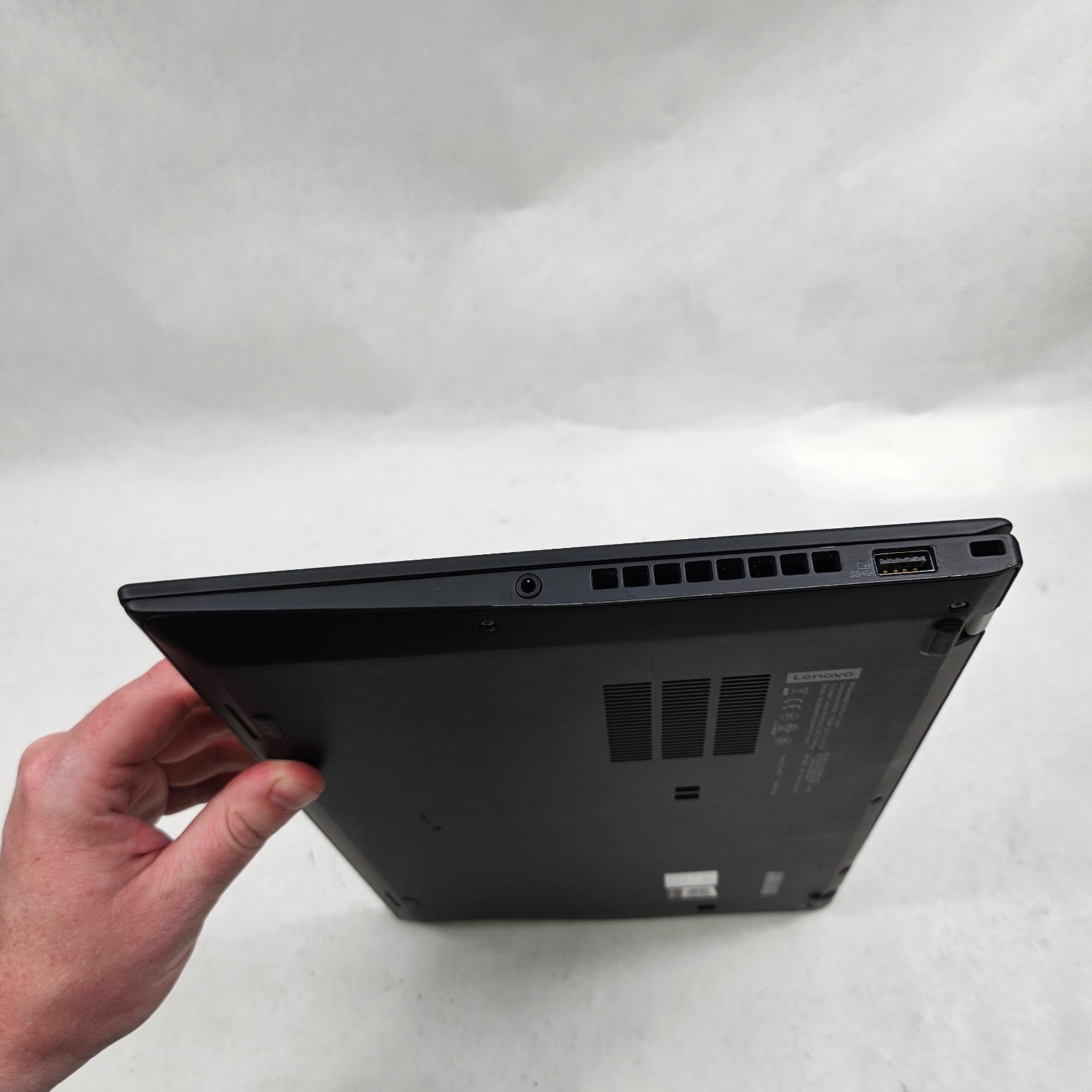 Lenovo ThinkPad X1 Carbon Gen 6 Laptop Core i5-8250U 8GB RAM 256GB SSD *READ*