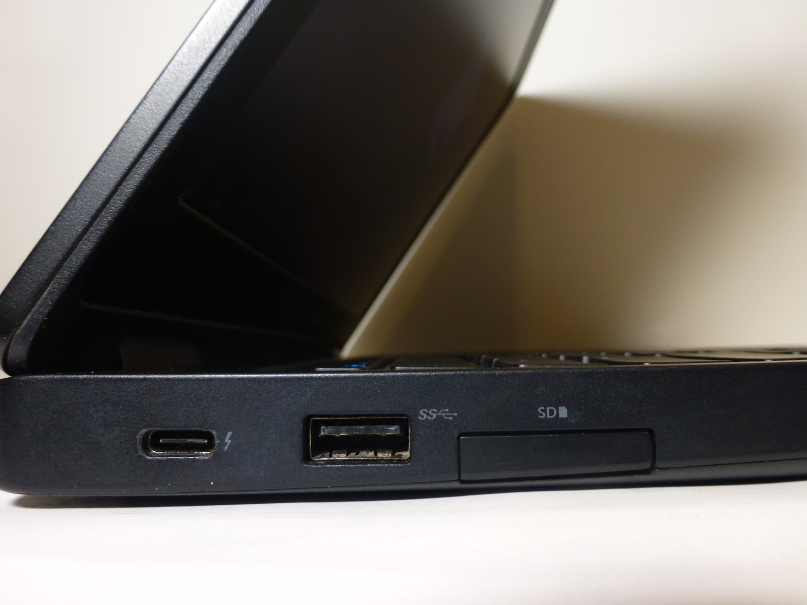 Dell Precision i7-8850H 256GB NVMe SSD, 16GB RAM NVIDIA Quadro P600 PRO RESTORED