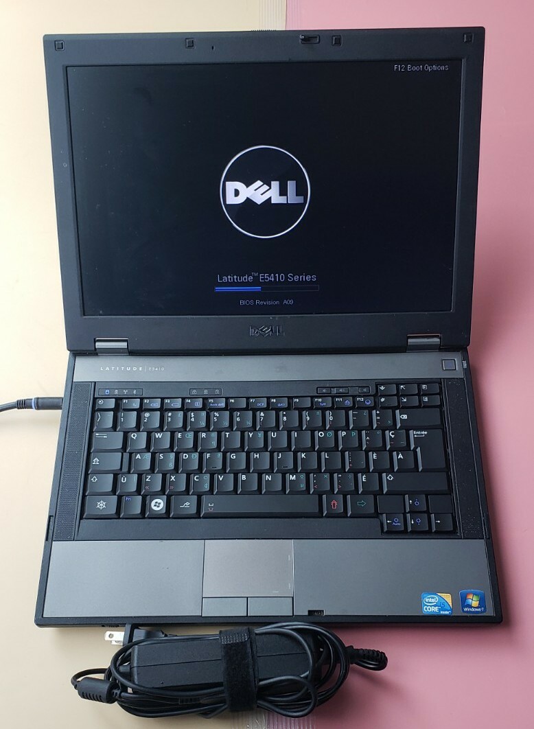 Dell Latitude E5410 Core i5 M560 14″ 2.67GHz 4GB RAM 128GB SSD 1440 x 900