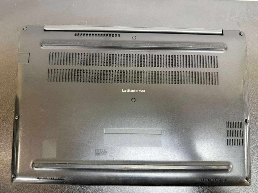 Dell Latitude 7390 13.3″ i7-8650U NO RAM NO SSD . READ DESC