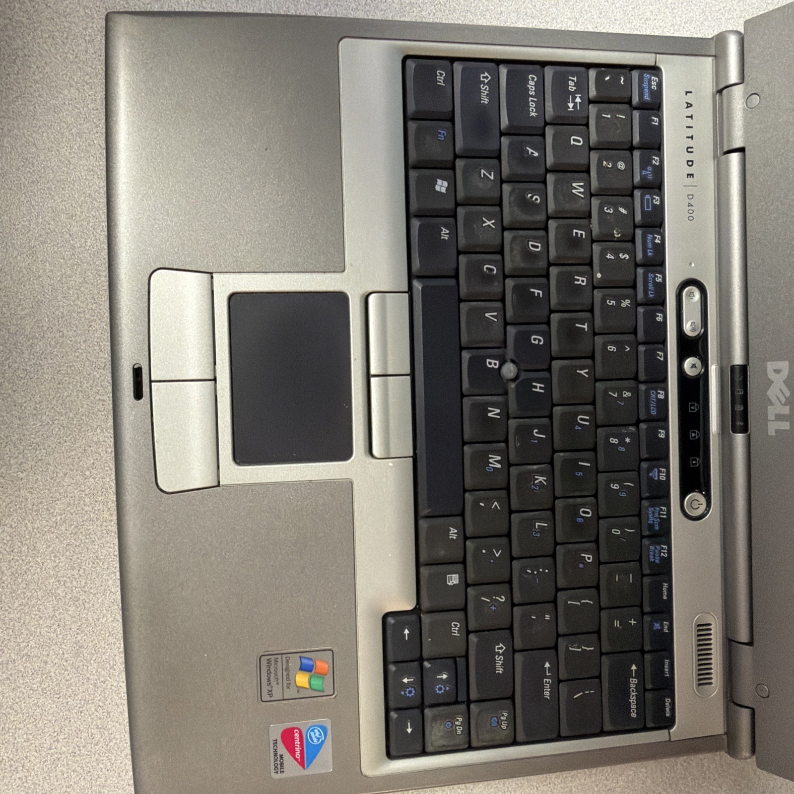 Dell Latitude D400 Centrino Pentium M 1.6GHz 1GB 40GB HDD Bad Display (PARTS)
