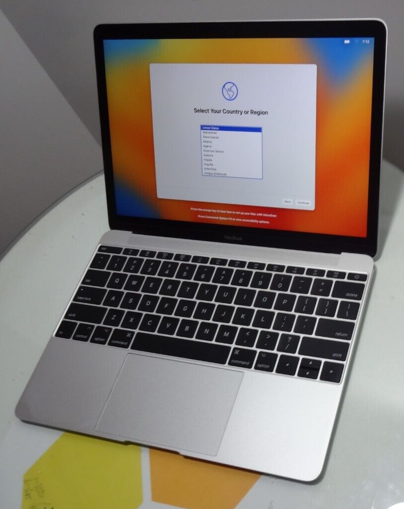Restored – Great Condition 2017 Apple MacBook i5 8GB RAM 512GB SSD MNYJ2LL/A