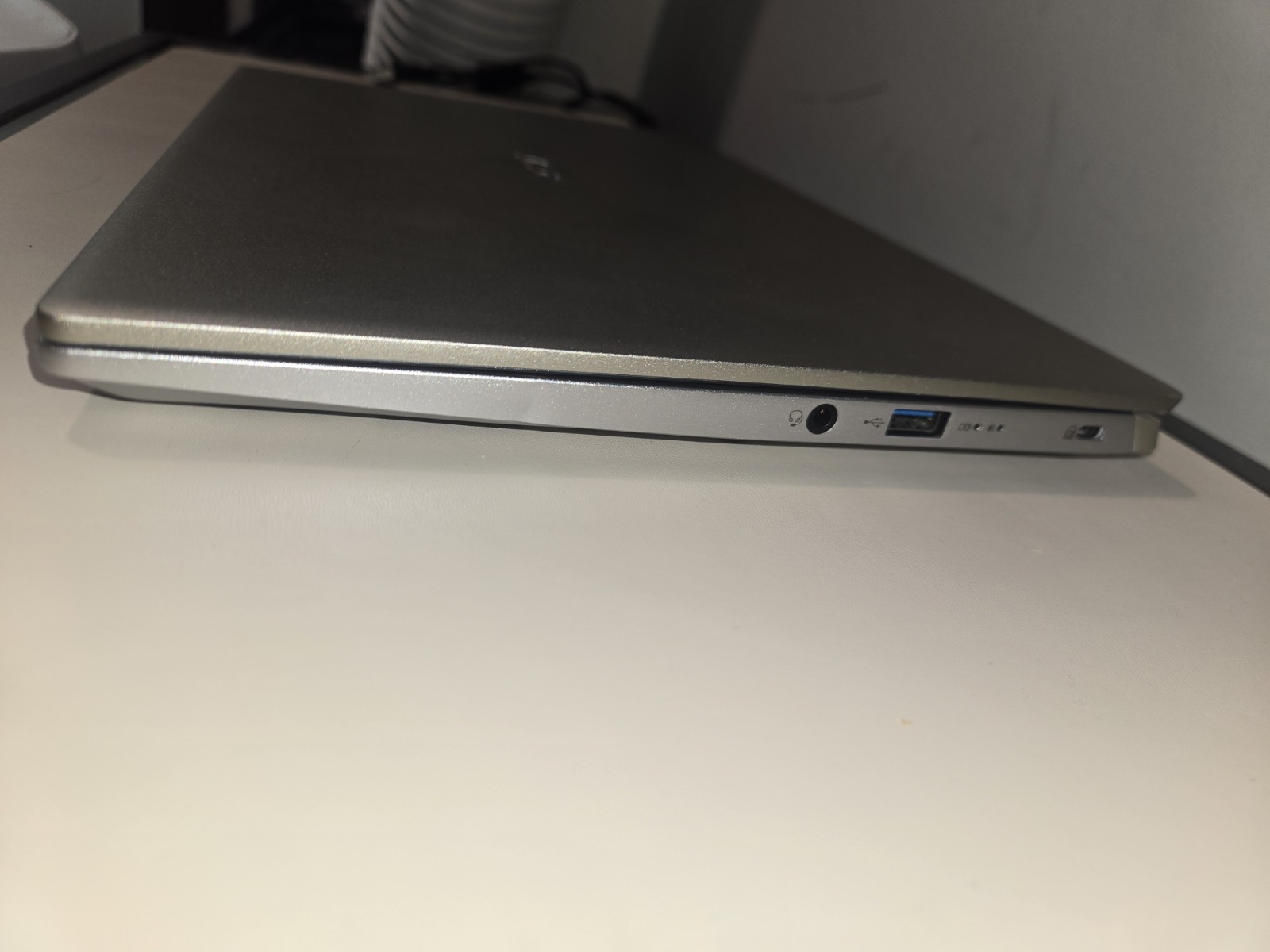 Acer Swift X 14″ Ryzen 16GB 1TB SSD RTX Windows 11 2022 1080p Silver. w/Charger
