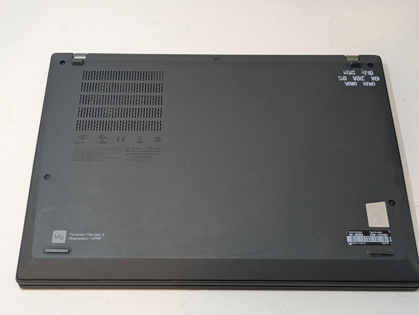 Lenovo ThinkPad T14s Gen 3 i5-1235U 16GB RAM (No SSD, No OS)