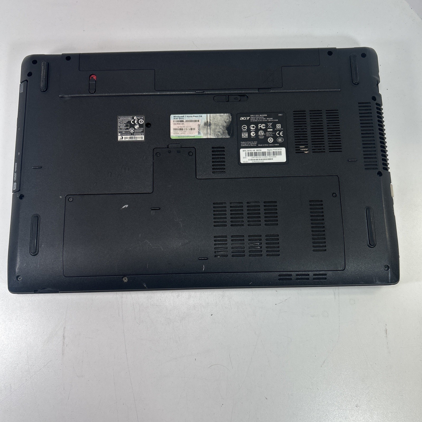 Acer Aspire 7741z 17.3’’ Intel Pentium P6000 3GB Ram 256GB HDD Win 7 Home Prem