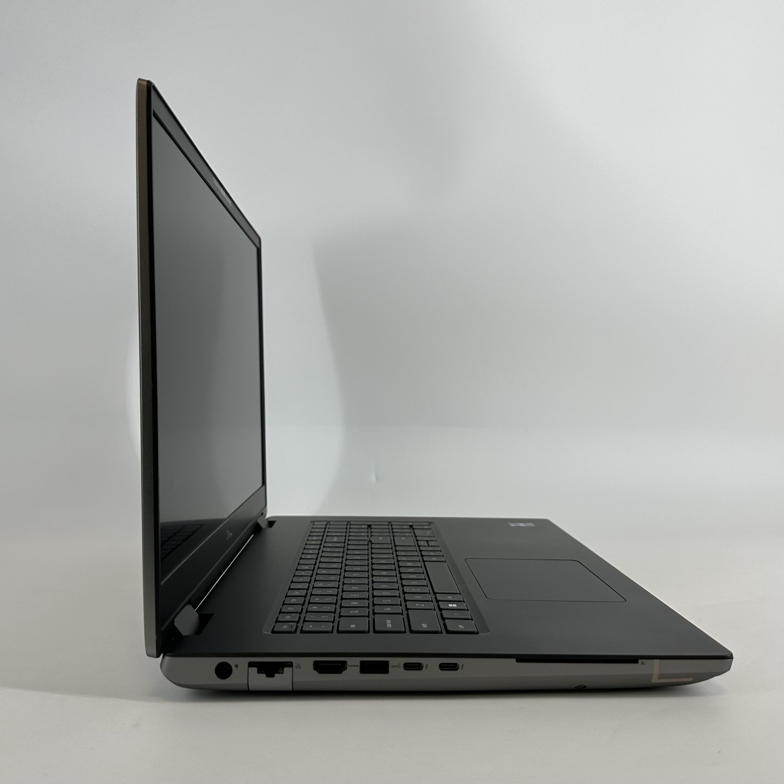 Dell Precision 7780 17.3 FHD 2.2 GHz i9-13950HX 64GB 1TB SSD NVIDIA RTX 3500 Ada
