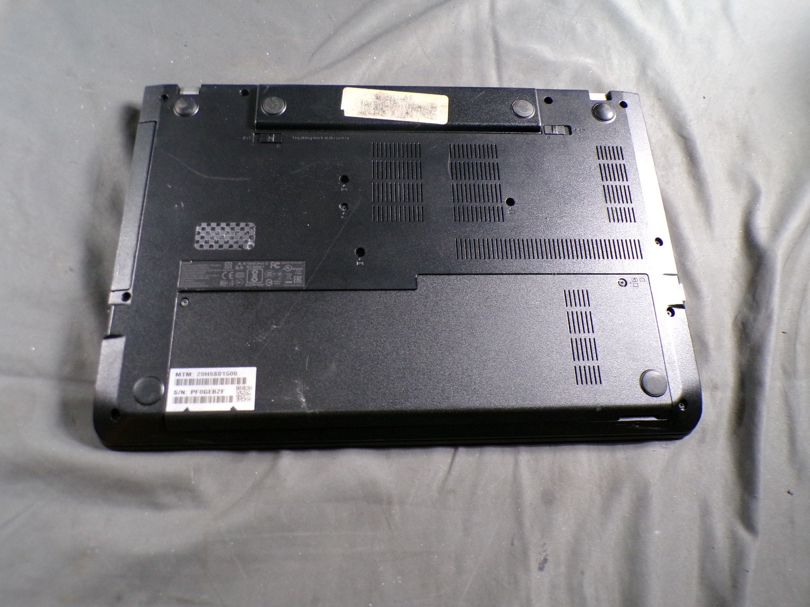THINKPAD LENOVO E570 INTEL CORE i5-7200U 2.50GHZ 8GB RAM **NO HD/ NO CADDIE