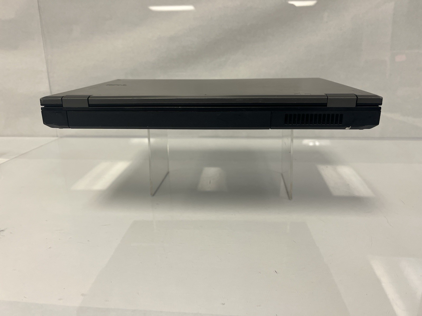 Dell Latitude E5410 i5 M 520 2.40GHz 4GB RAM 160GB HDD NO OS #3