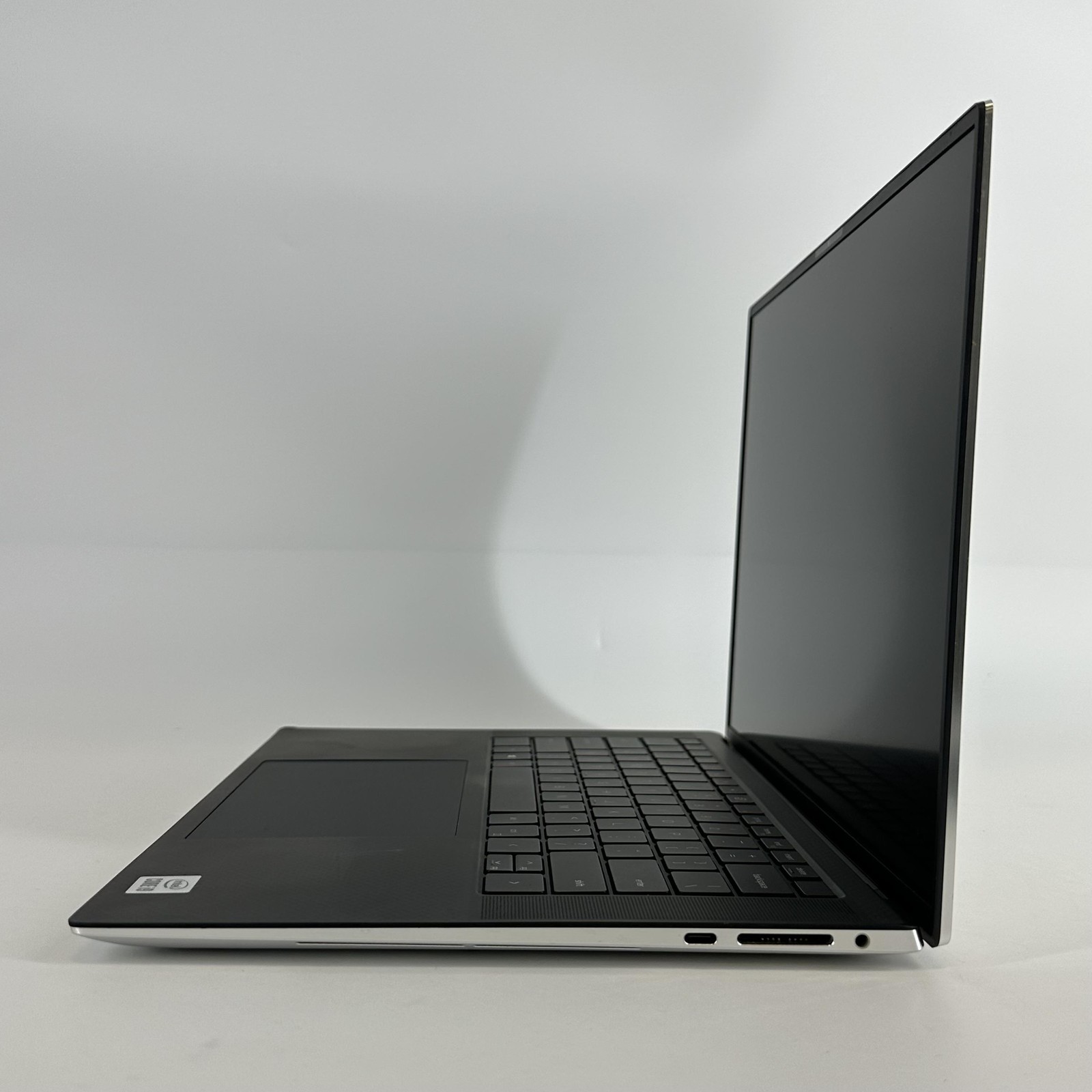 Dell XPS 15 9500 FHD+ i9-10885H 2.40GHz 64GB 2TB SSD GTX 1650 Ti BENT FRAME