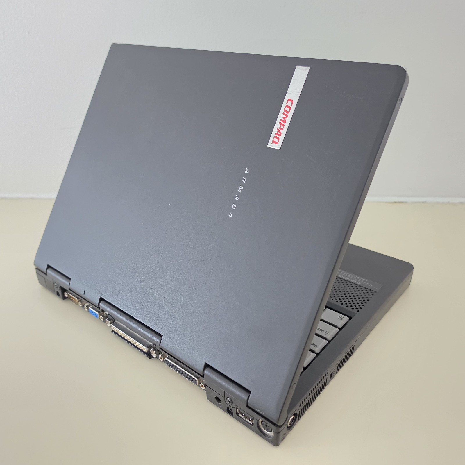 13.3″ Vintage COMPAQ ARMADA M700 Laptop – Intel Pentium III – 384MB RAM 10GB HDD