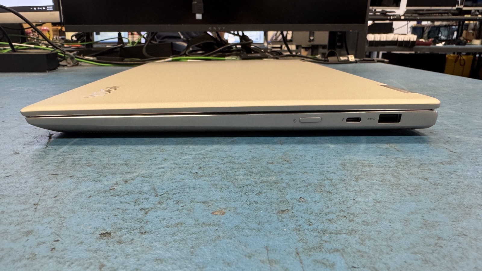 Lenovo Yoga 720 SMP1D944Z (Grade C)