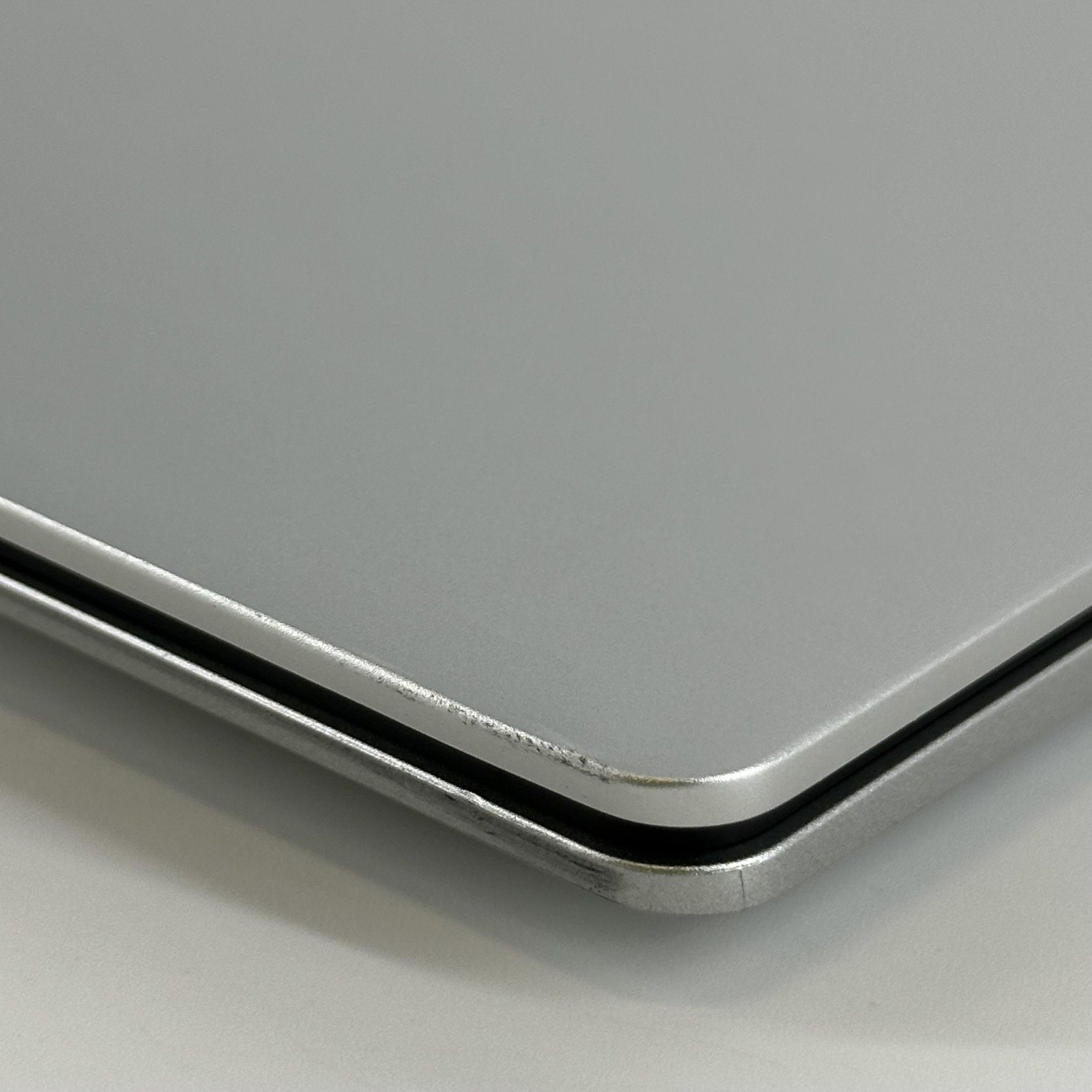 Dell 15 DC15250 Platinum Silver FHD 1.7 GHz i7-1355U 16GB 512GB SSD Very Good