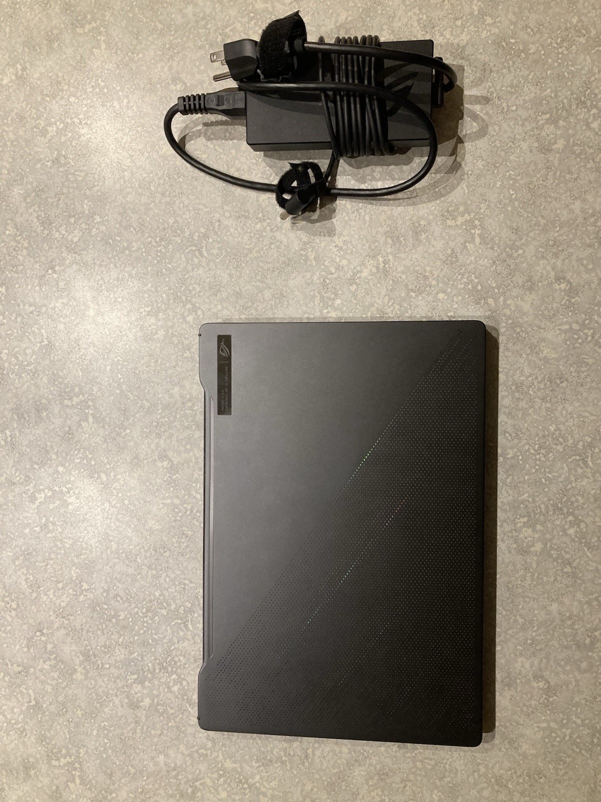 ASUS ROG Zephyrus G14 GA401QH 14″ Ryzen 7 5800HS 16GB 512GB GTX1650