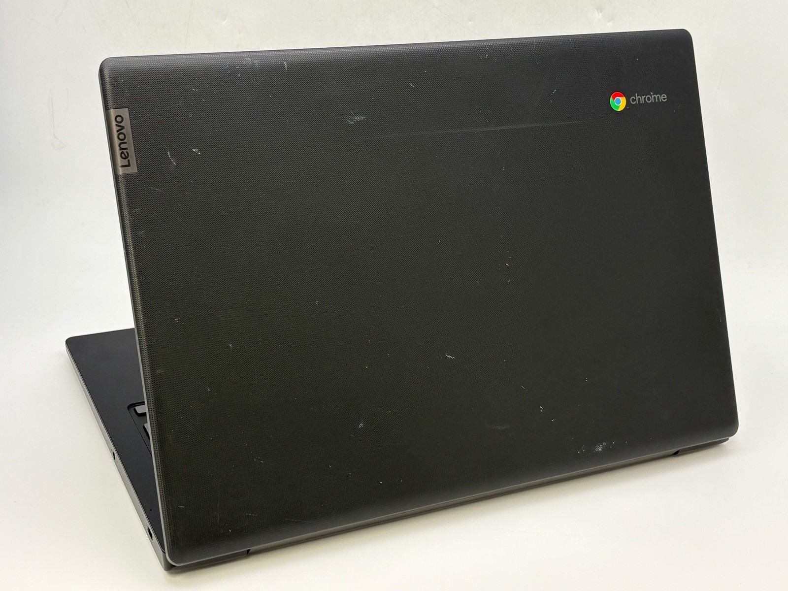 Lenovo Chromebook S330 14-inch MediaTek 4GB RAM 32GB eMMC