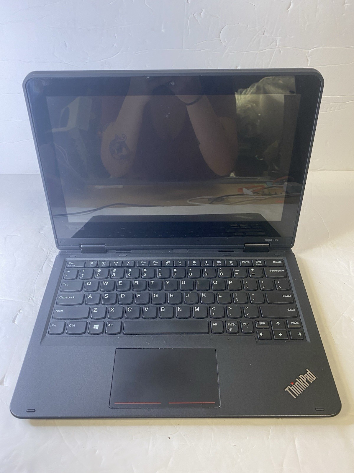Lenovo ThinkPad Yoga 11e 11.6in 2 in 1 flip TouchScreen Windows 10