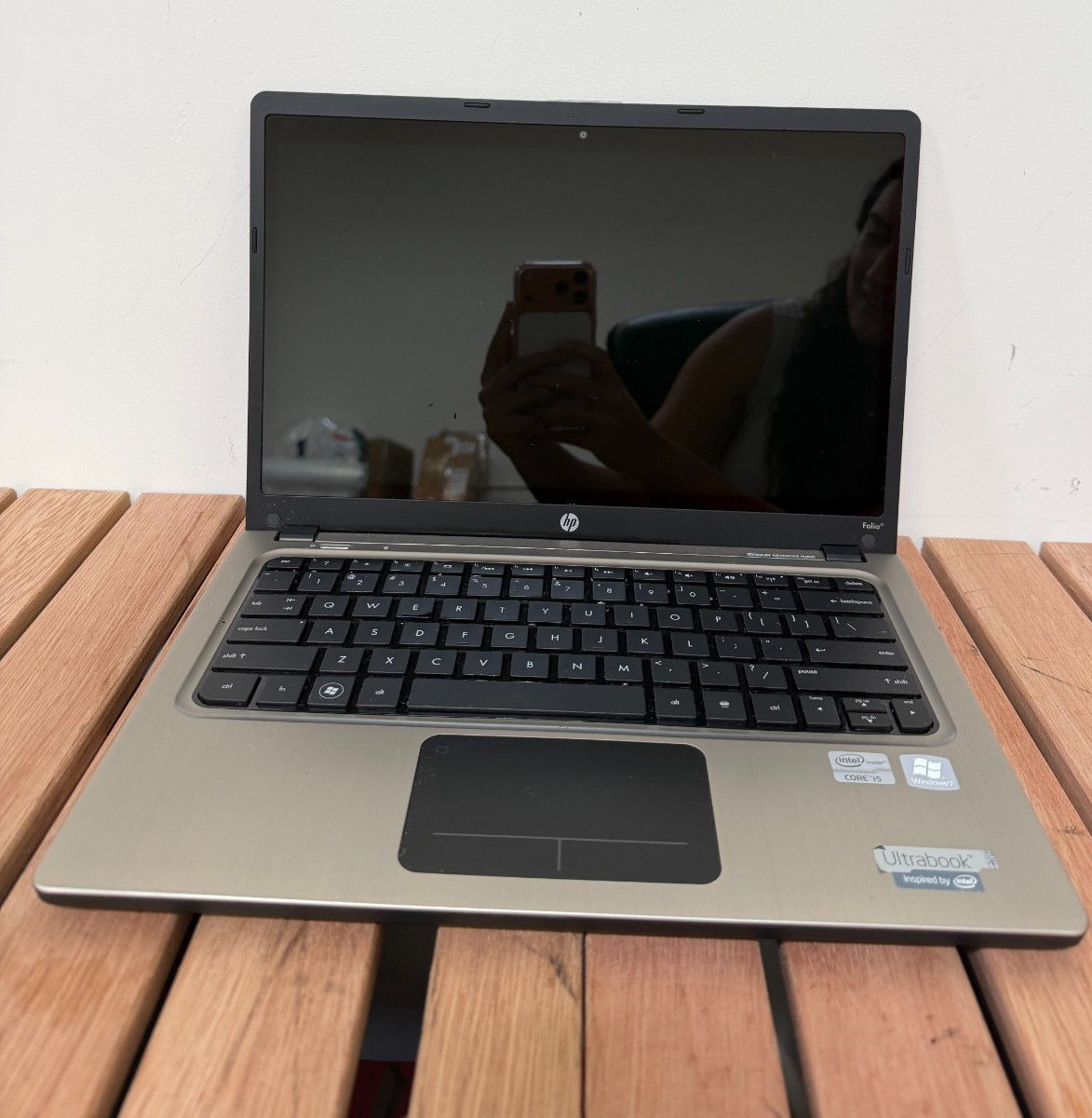 HP Folio 13-2000 Intel i5-2467M 1.6GHz 4 GB NO HDD/OS