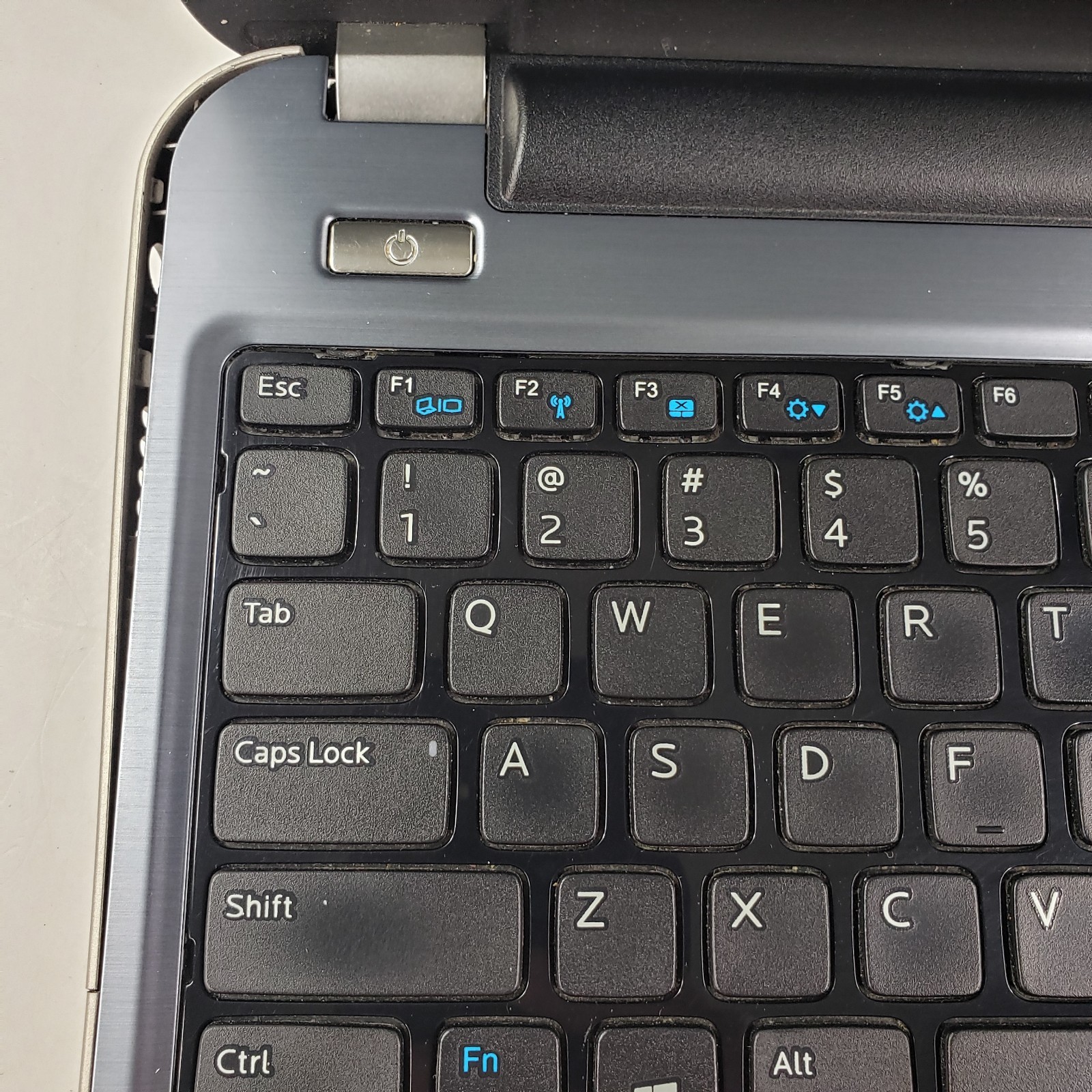 Dell Inspiron 15R Model 5537 Laptop I5″ Parts Only Free Fast Shipping